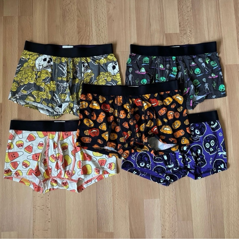 Bundle of 5 Men’s MeUndies, Halloween Print Briefs Underwear, NWOT, Size: Small